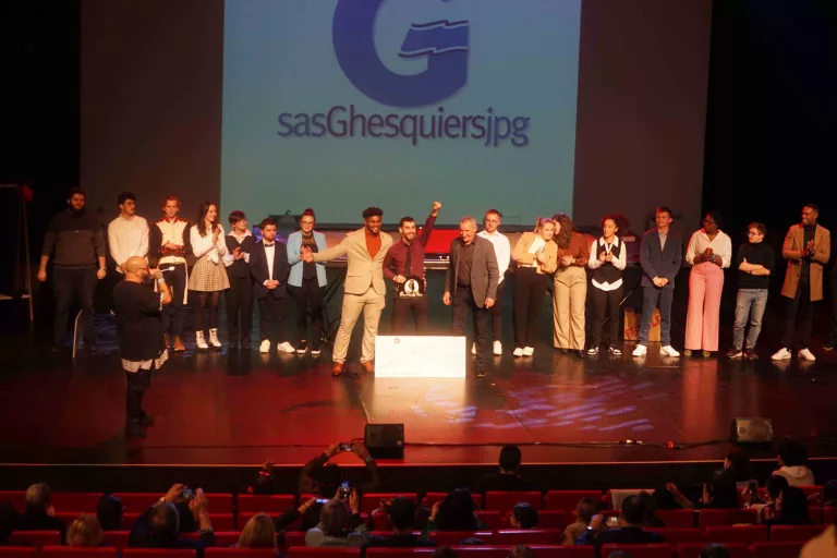 Photo illustrant la soirée de finale du concours d'éloquence Boxe avec les maux