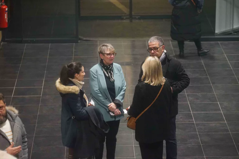 Photo illustrant la soirée de finale du concours d'éloquence Boxe avec les maux