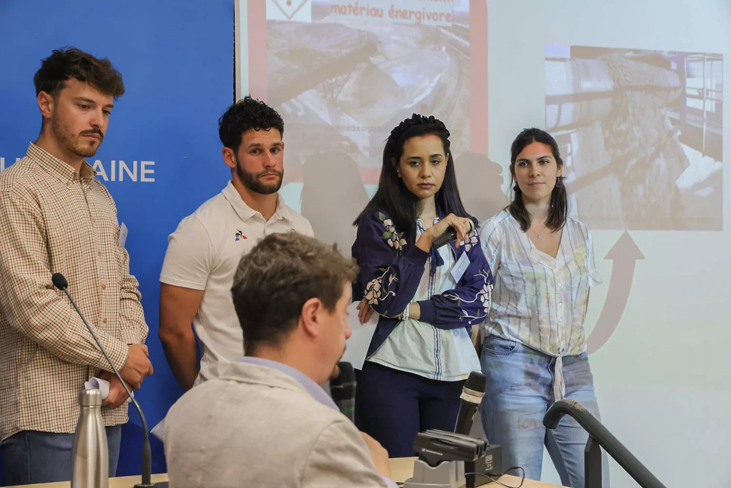 Photo d'une conférence en amphi lors de la 1re Rencontre Universités - Entreprises