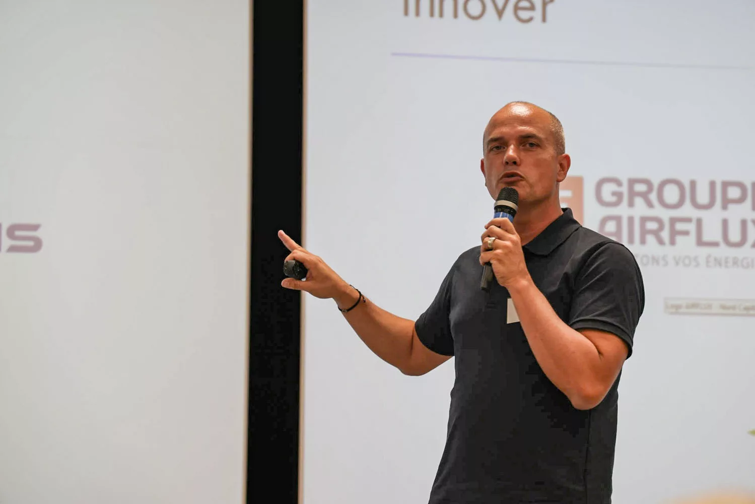 Photo d'une conférence en amphi lors de la 1re Rencontre Universités - Entreprises