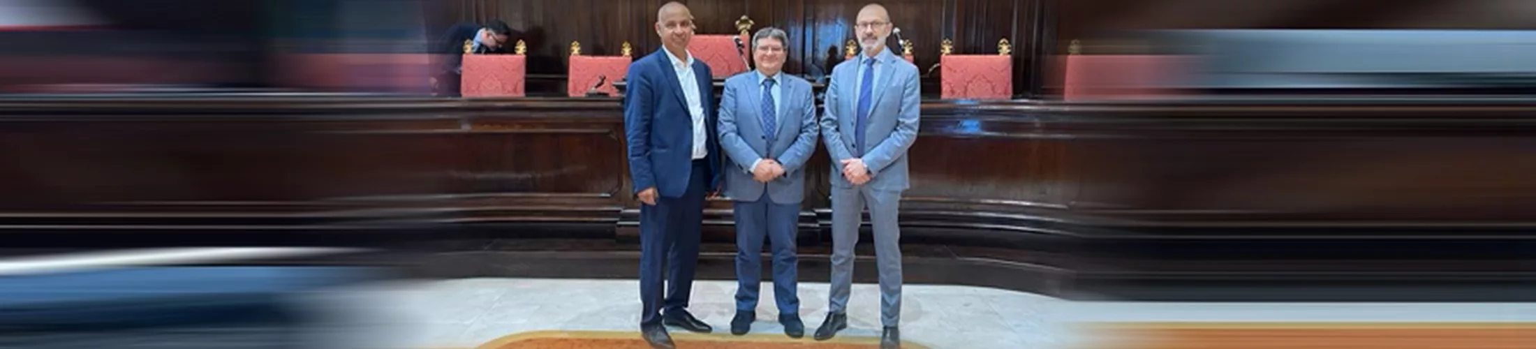 Photo de H. Sadok en visite à l'université de Cagliari