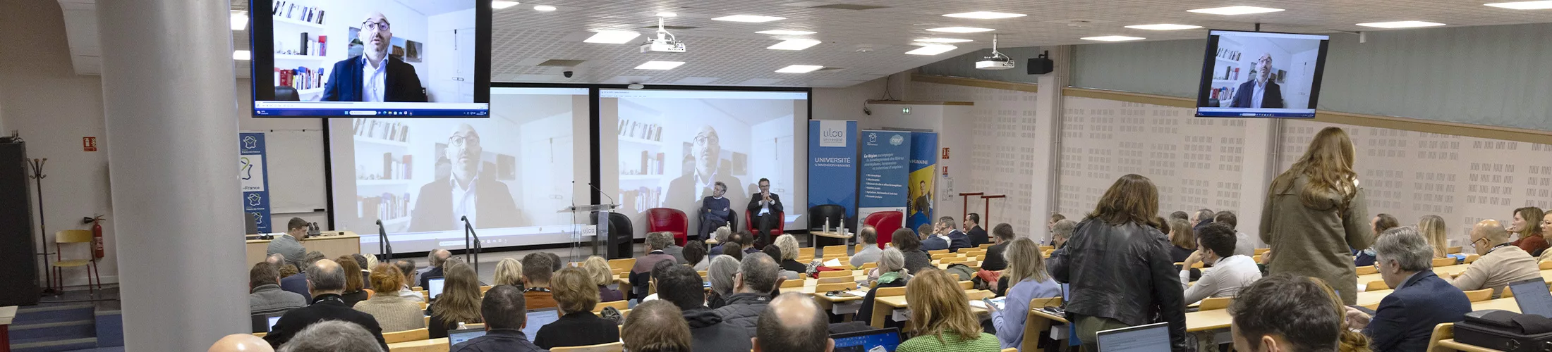 Photo d'une conférence Rev 3