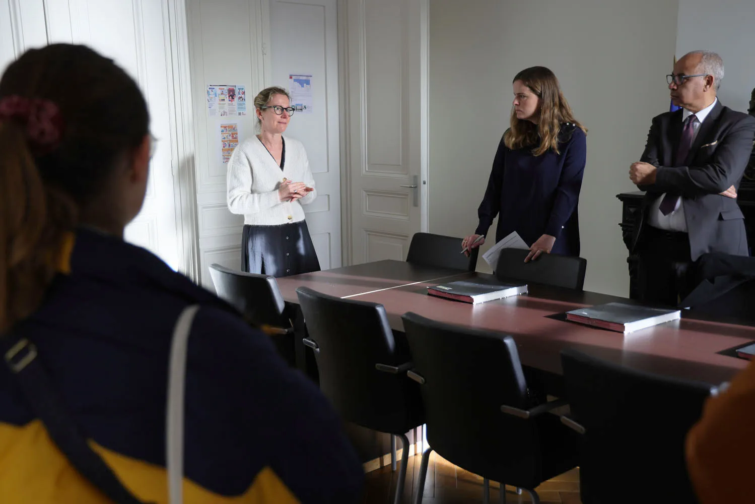 Photo d'une signature de convention entre l'ULCO et le parquet de Dunkerque
