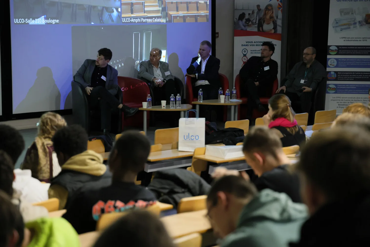 Photo en amphi d'une conférence