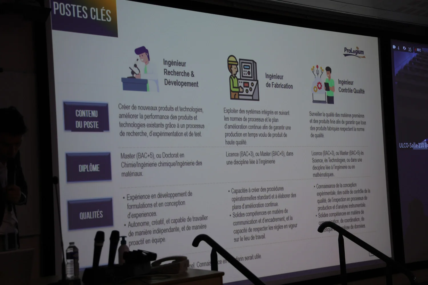 Photo en amphi d'une conférence