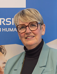 Vice-Présidente en charge de la Commission Formationet de la Vie Universitaire : Sabine DUHAMEL