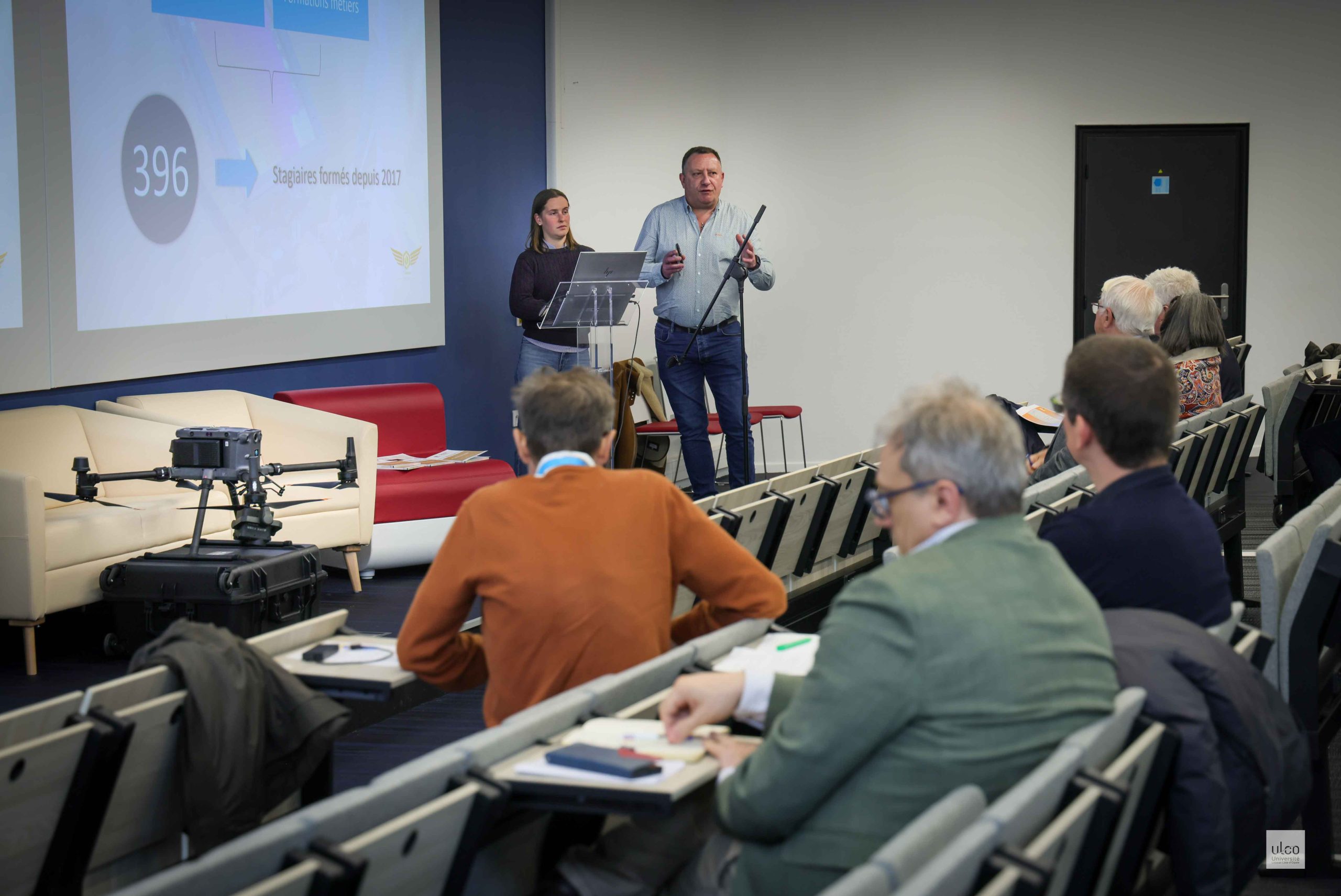 Photo de la conférence des journées d’échanges autours de la Recherche et innovation au service des mobilités autonomes à l’ULCO
