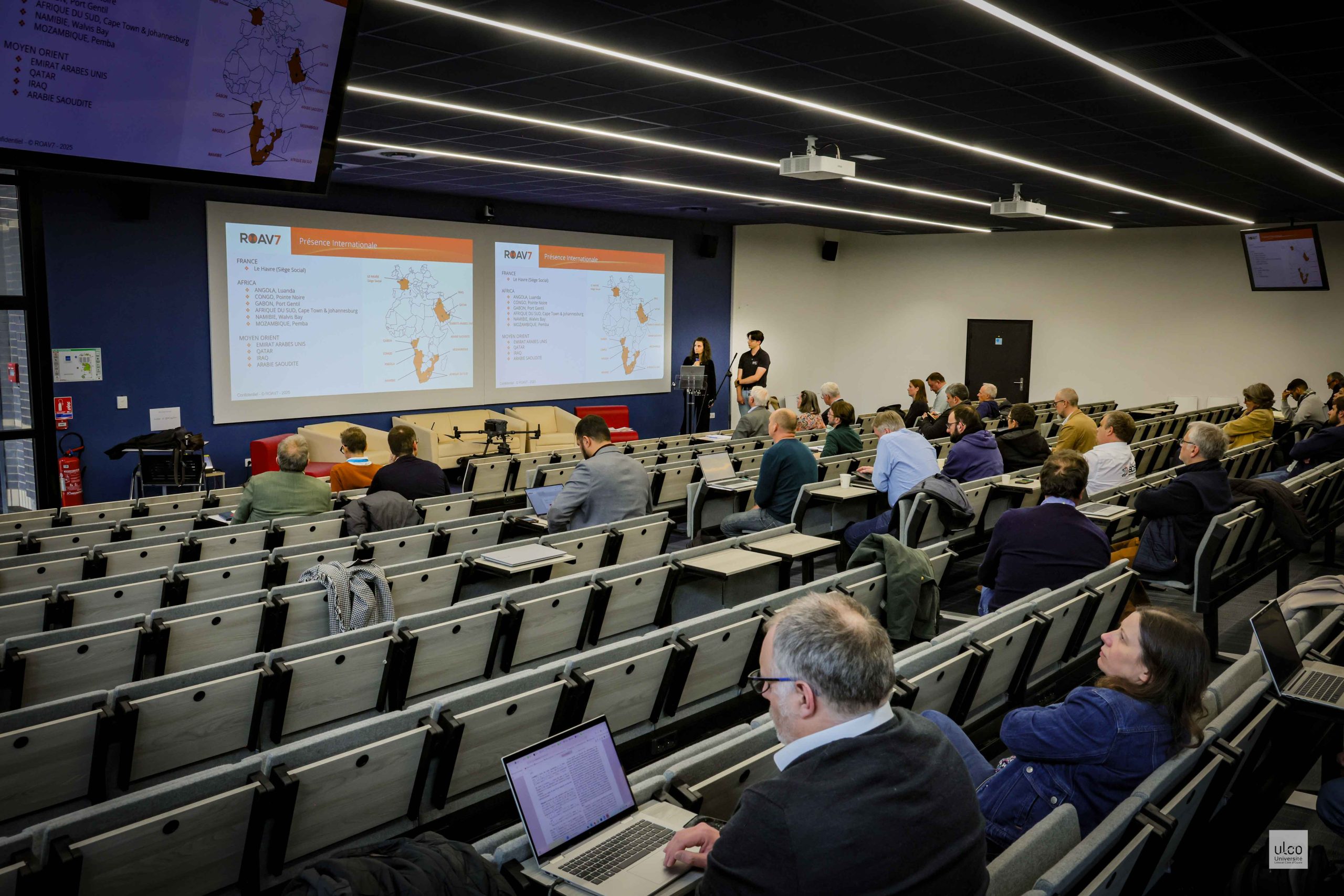 Photo de la conférence des journées d’échanges autours de la Recherche et innovation au service des mobilités autonomes à l’ULCO