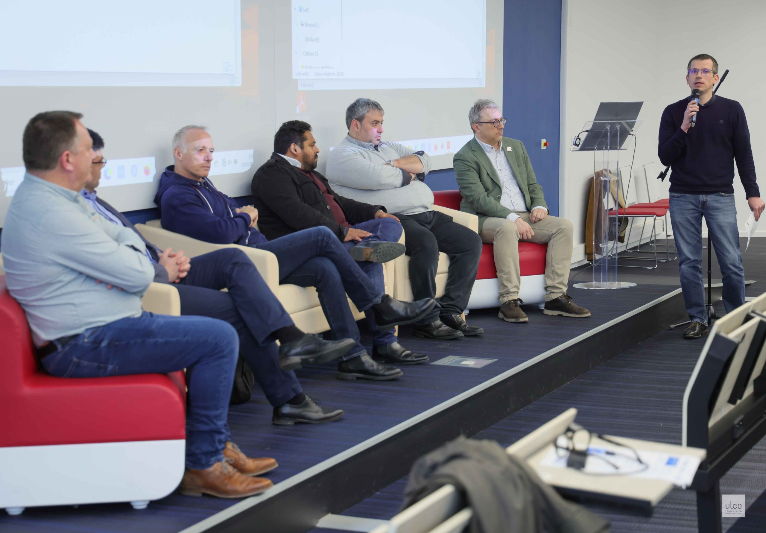 Photo de la conférence des journées d’échanges autours de la Recherche et innovation au service des mobilités autonomes à l’ULCO