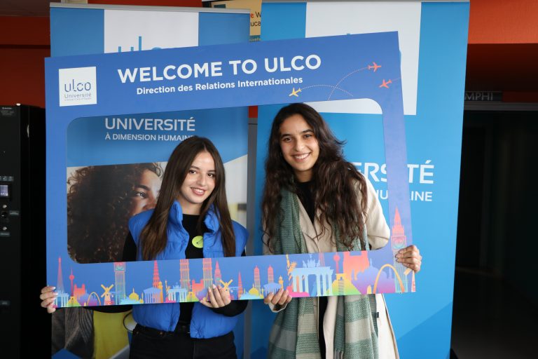 Photo d'un groupe d'étudiants lors de la journée d'accueil des étudiants internationaux 2025