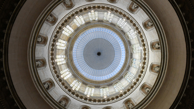 Photo de l'intérieur de la voute de la cathédrale de Boulogne/Mer.