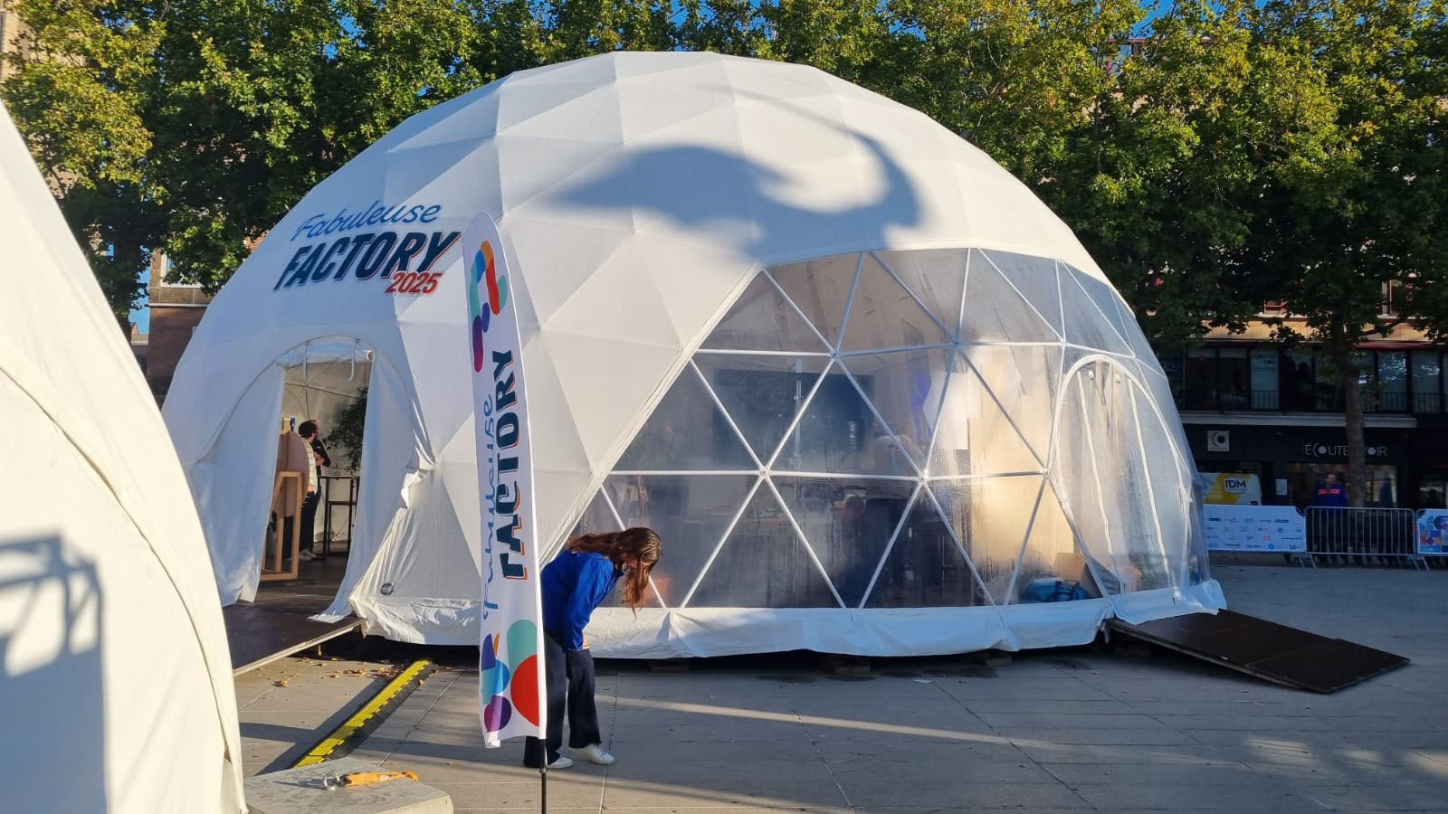 Photo des stands ULCO lors de la Fabuleuse factory 2025 à Dunkerque