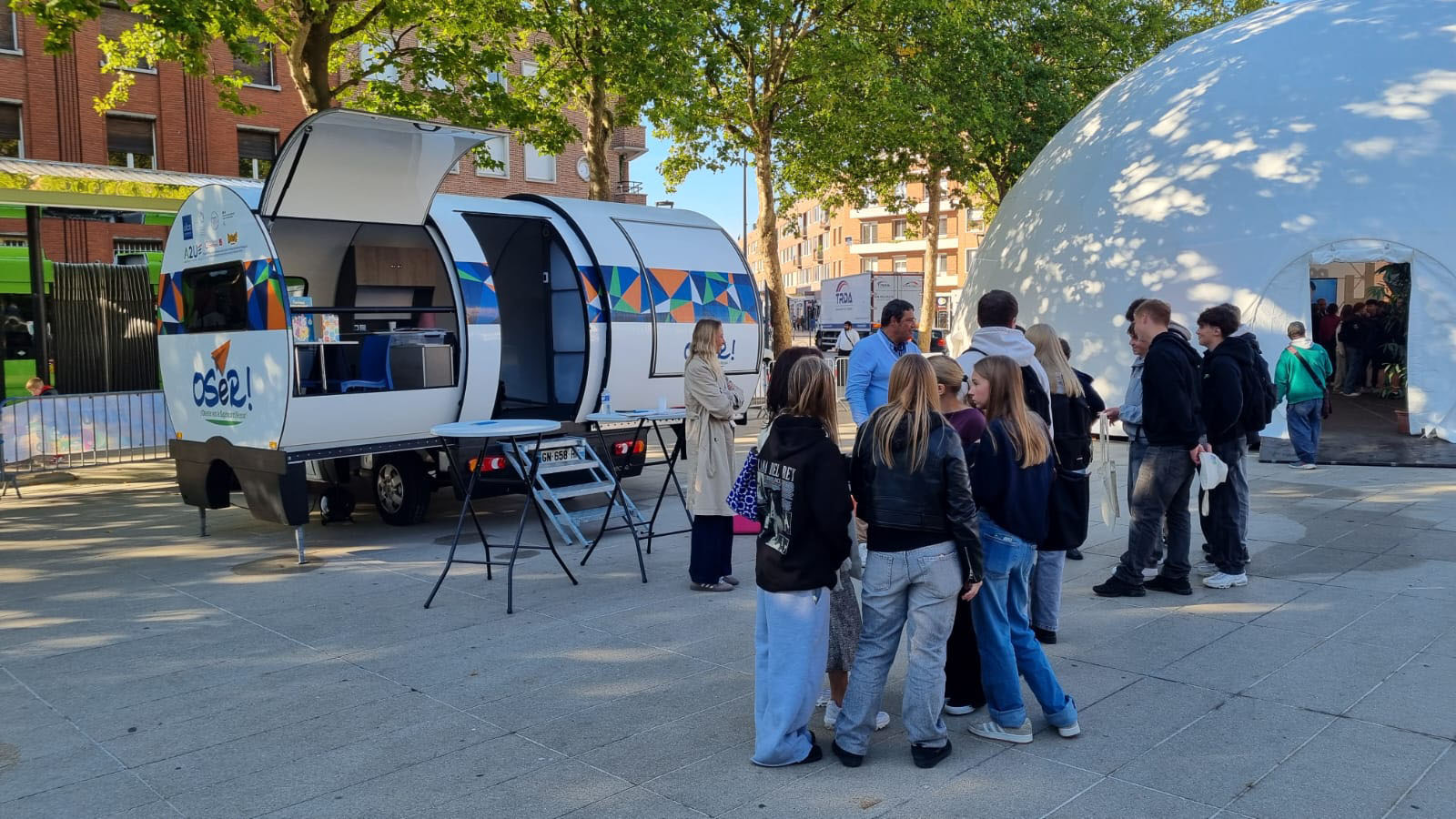 Photo des stands ULCO lors de la Fabuleuse factory 2025 à Dunkerque