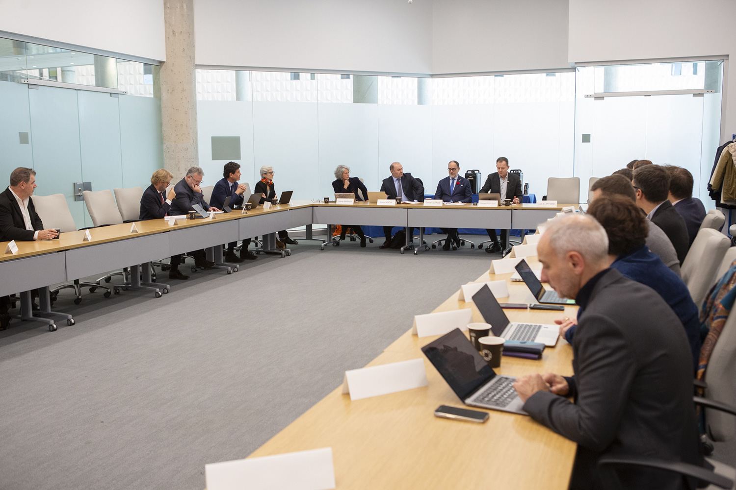 Photo de la nouvelle entente avec l'Université d'Ottawa et le Canada
