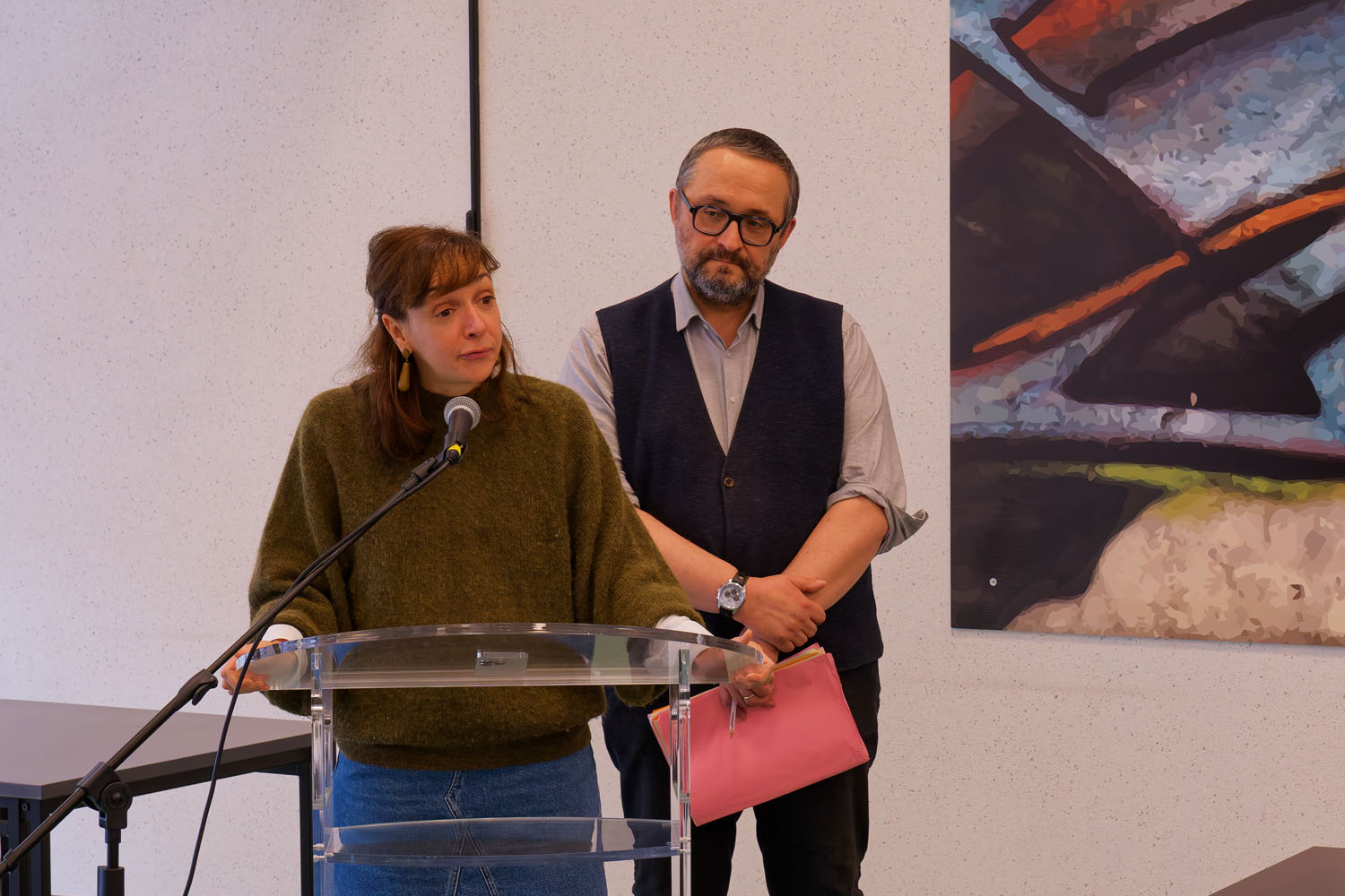 Photo des discours d'inauguration de l'exposition Laïcité