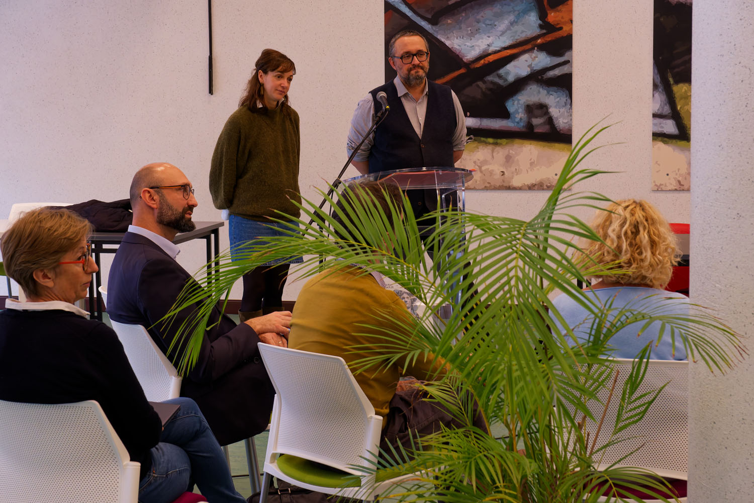 Photo des discours d'inauguration de l'exposition Laïcité