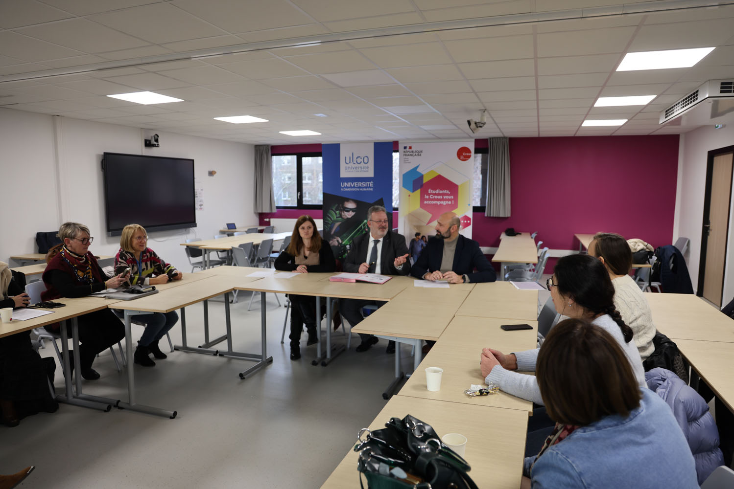 Photo de la signature de convention CSME