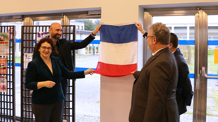 Photo de l'inauguration de la MDE de St Omer