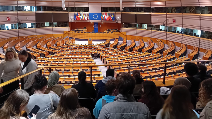 Photo d'étudiants en visite au parlement européen à Bruxelles